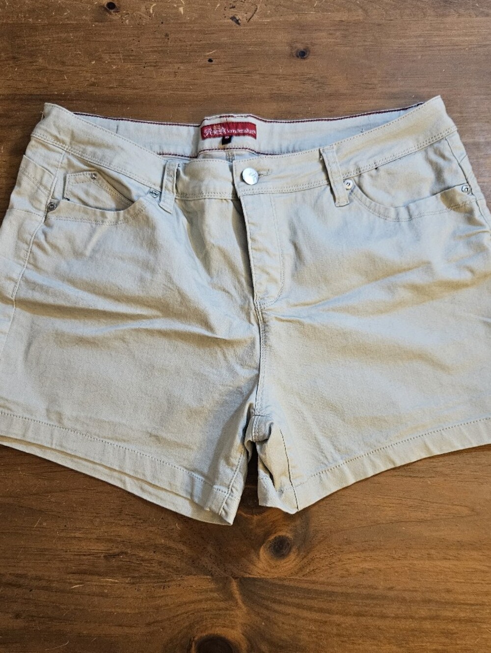 Royalty Wanna Betta Butt Khaki Shorts Size 16